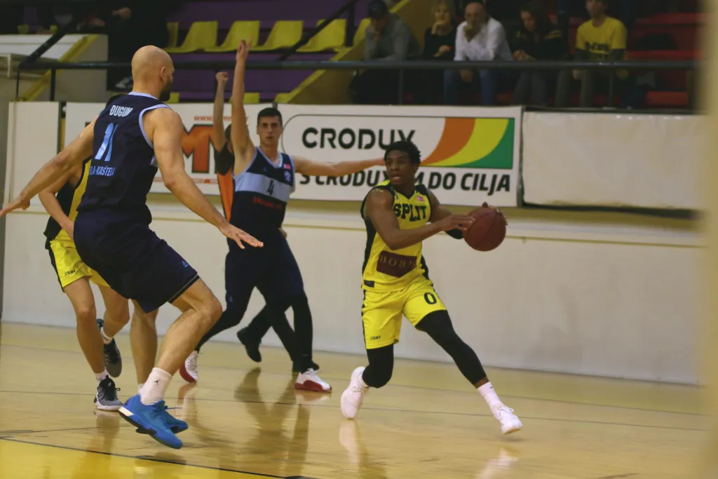Split - Kaštela 96:79, Filipoviću nedostajali skok i asistencija za "triple-double"