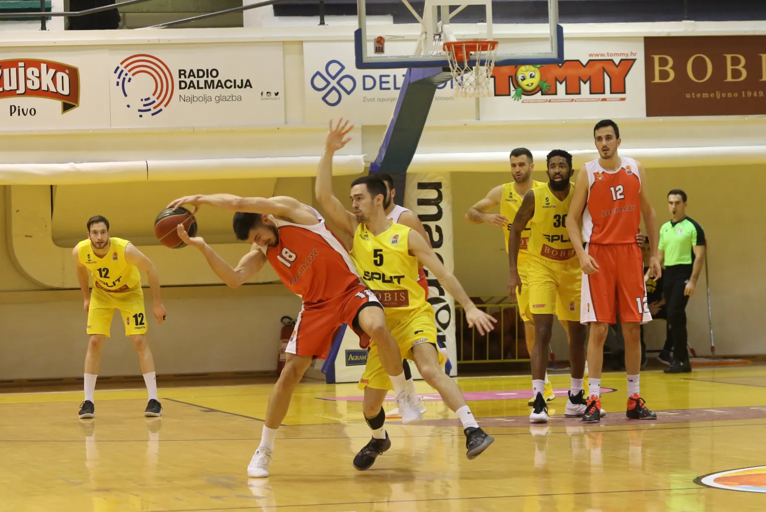 KK Split vs KK Lovćen 1947