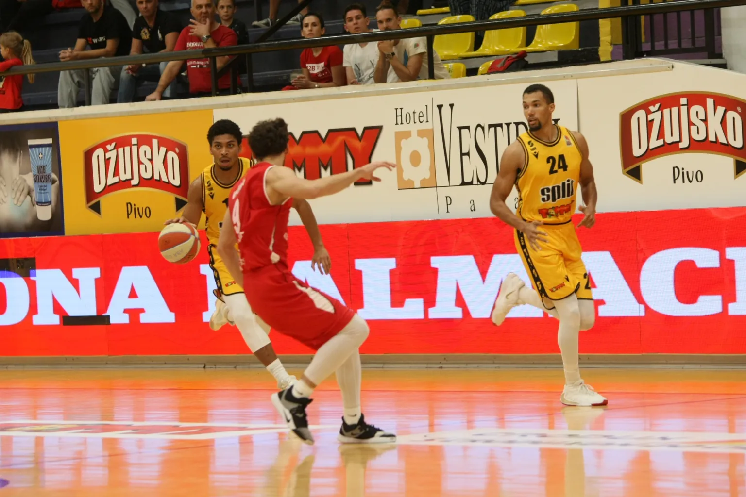 KK Split vs KK Lovćen 1947