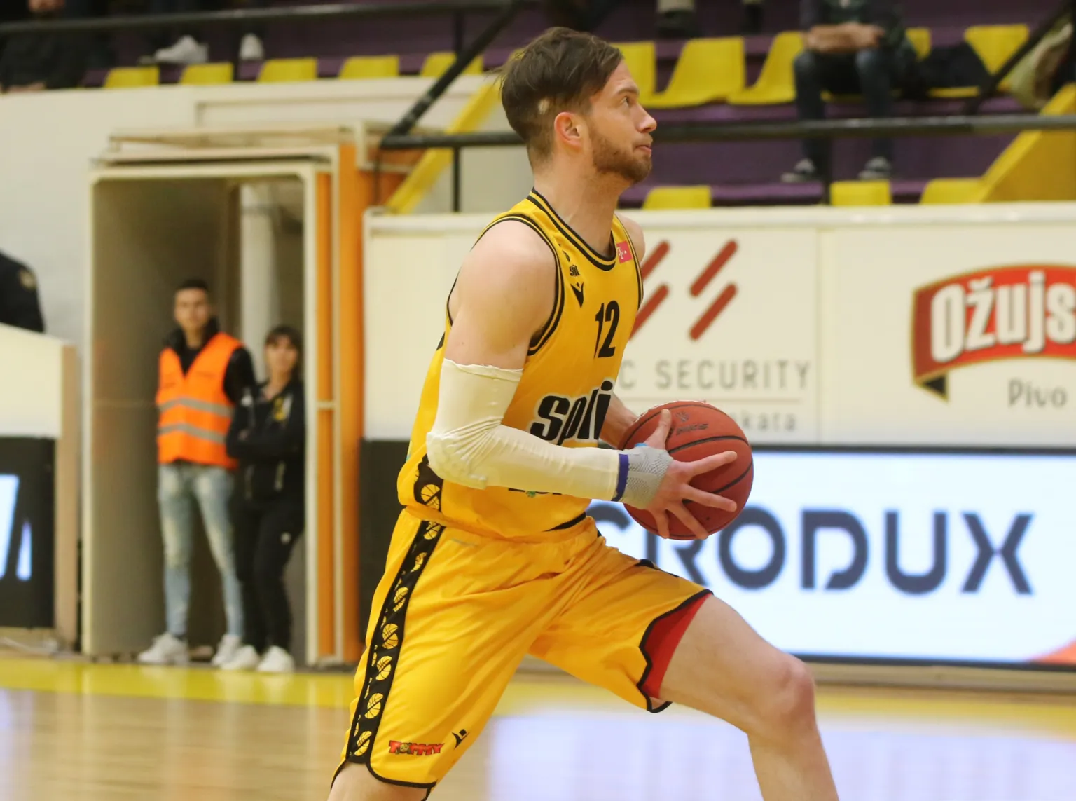 KK Split vs KK Dubrava Furnir