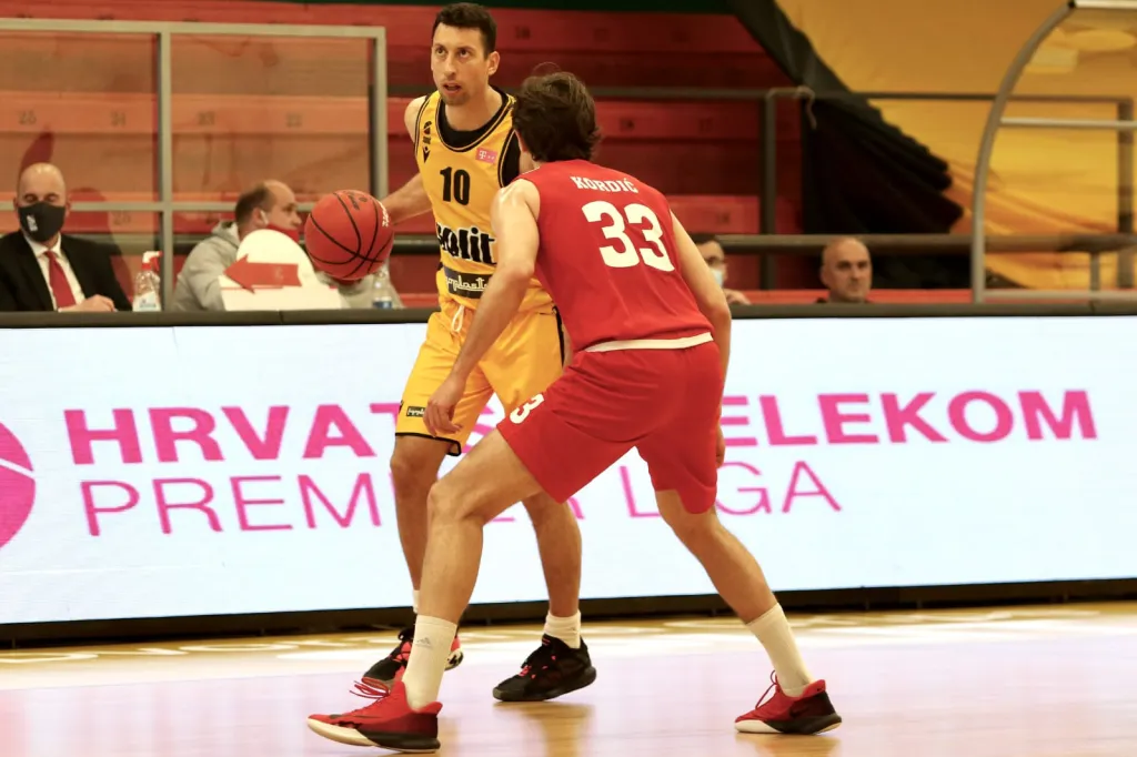 "Žuti" u drugom poluvremenu Hermesu ubacili 70 poena