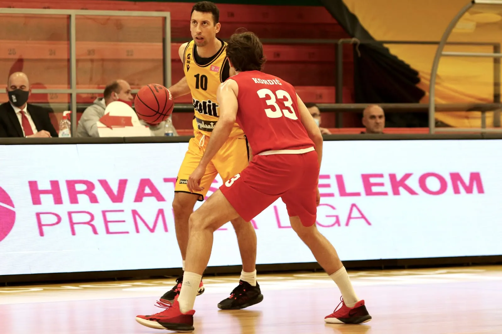“Žuti” u drugom poluvremenu Hermesu ubacili 70 poena