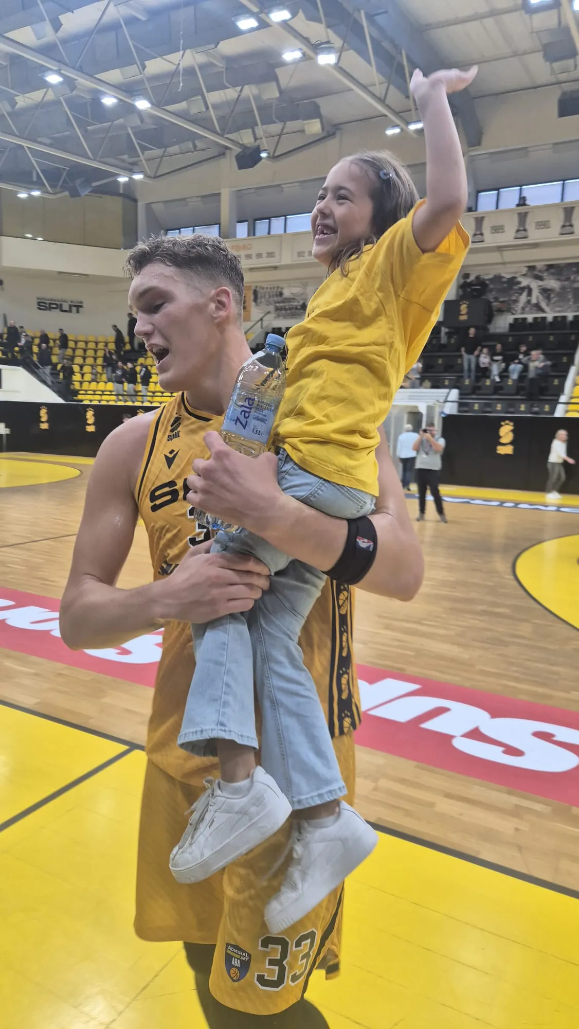 Split slavio protiv Cluja na krilima spektakularnog Stephensa