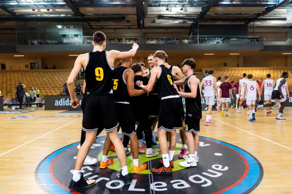 Juniori startali pobjedom na NextGen EuroLeague